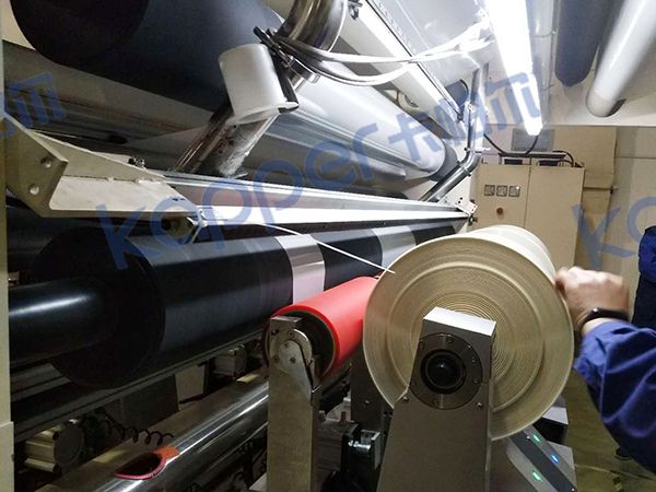 Sliding machine removes static electricity